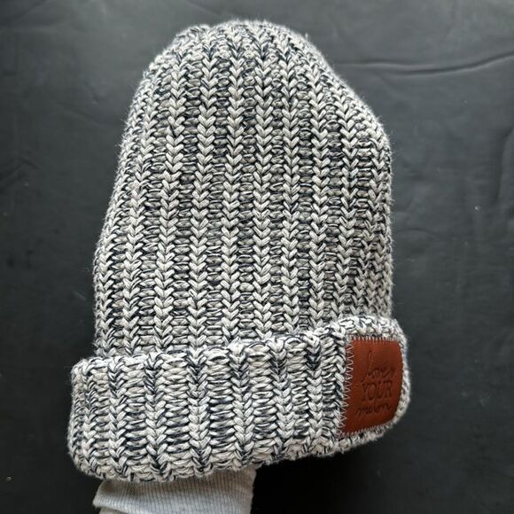 Love Your Melon Beanie Hat Womens One Size Cuffed Style Chunky Knit Stocking Cap - Picture 10 of 14